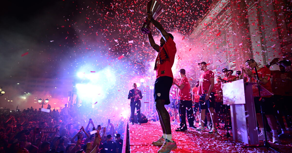 Με MVP τον κόσμο του…