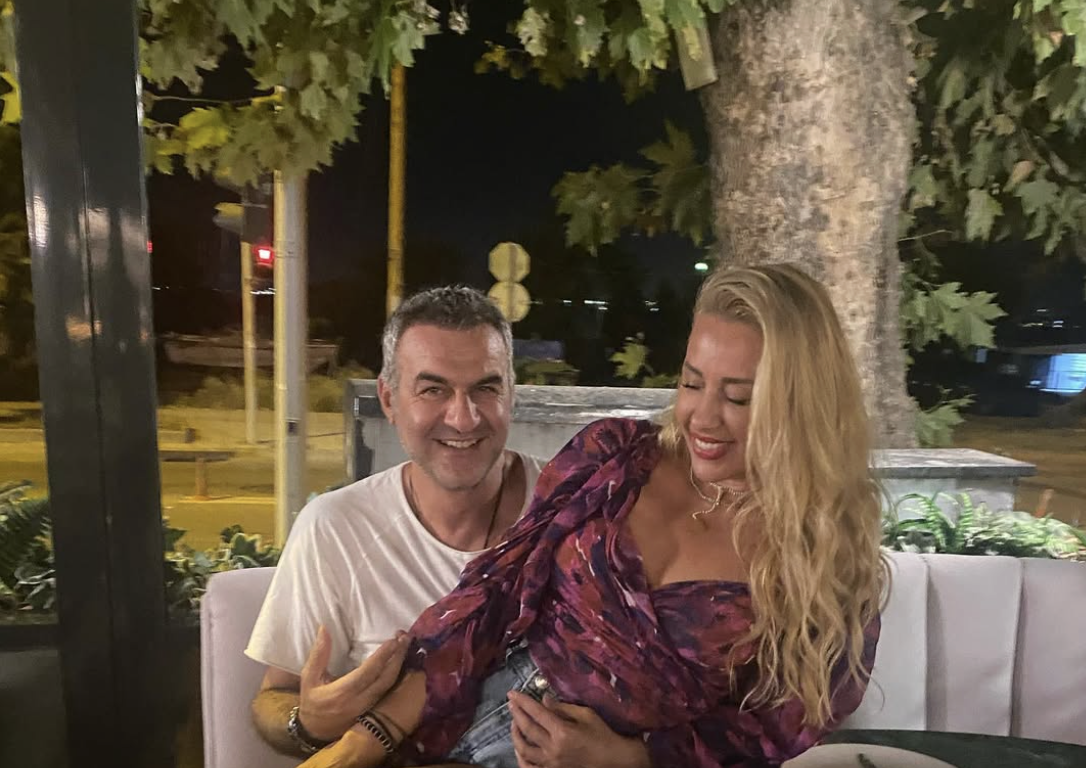 Τραϊανός Δέλλας: Το συγκινητικό βίντεο για την επέτειο του γάμου με τη Γωγώ Μαστροκώστα
