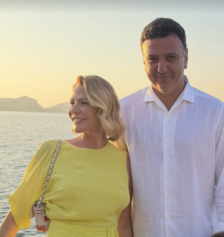 Τζένη Μπαλατσινού: Το σχεδιαστικό δίδυμο πίσω από το φόρεμα που επέλεξε για τον γάμο της Αμαλίας