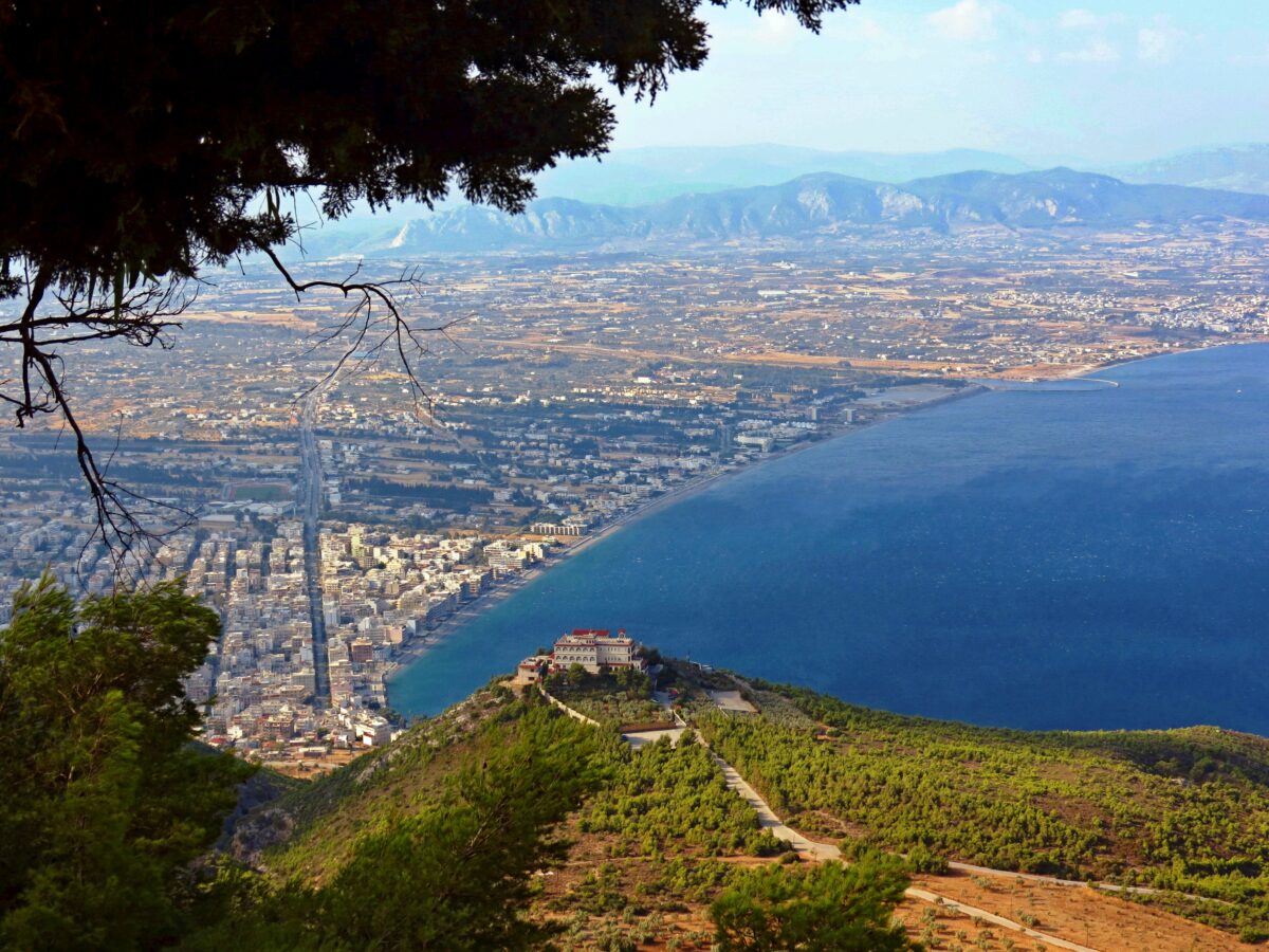 Λουτράκι