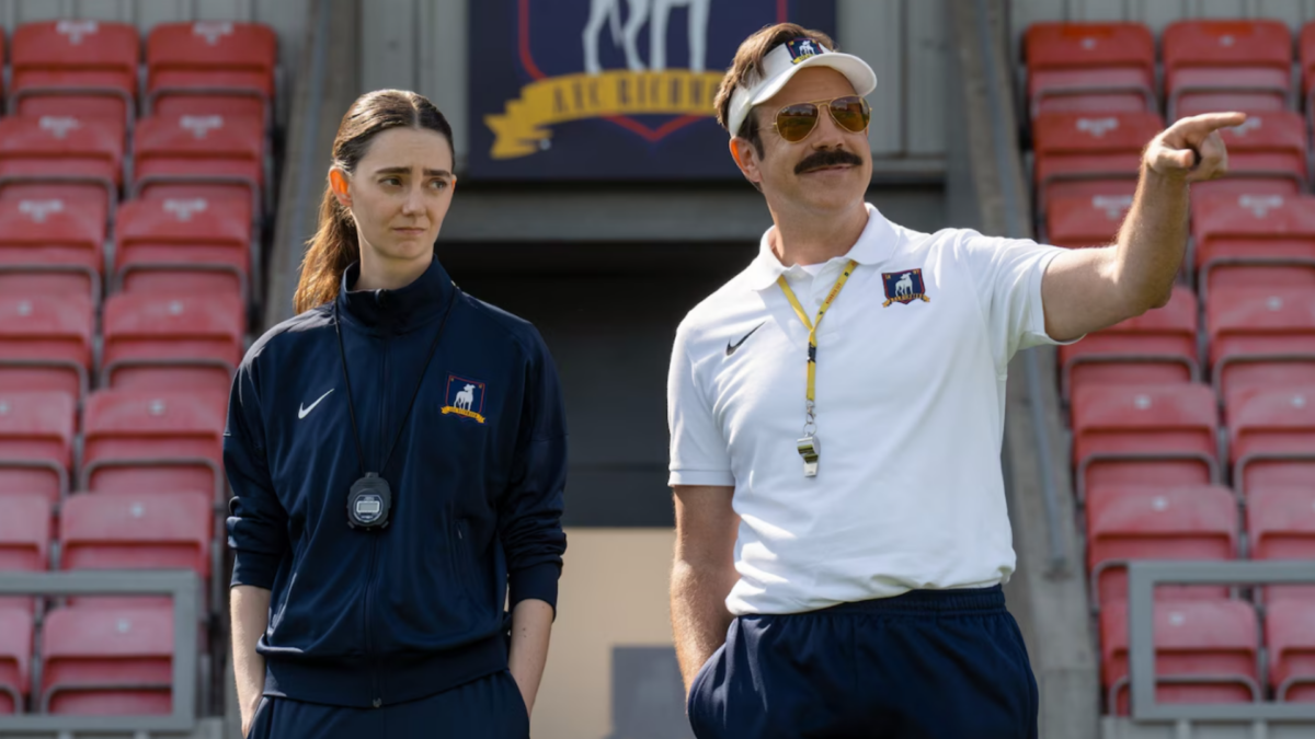 O Ted Lasso αντιμετωπίζει μια νέα πρόκληση από τις 5 Αυγούστου.