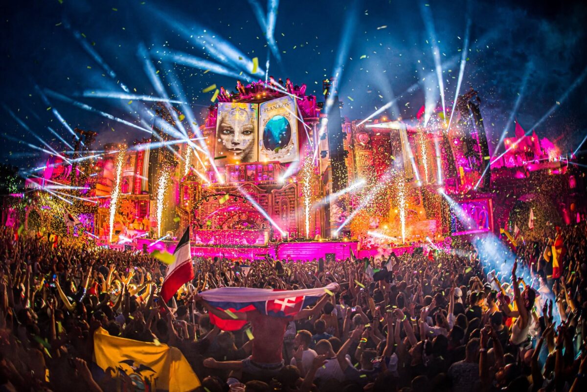 Tomorrowland: Πώς το «μικρό» φεστιβάλ του Βελγίου κατέκτησε τον πλανήτη