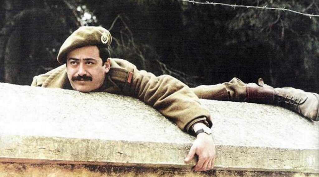 Λούφα και Παραλλαγή